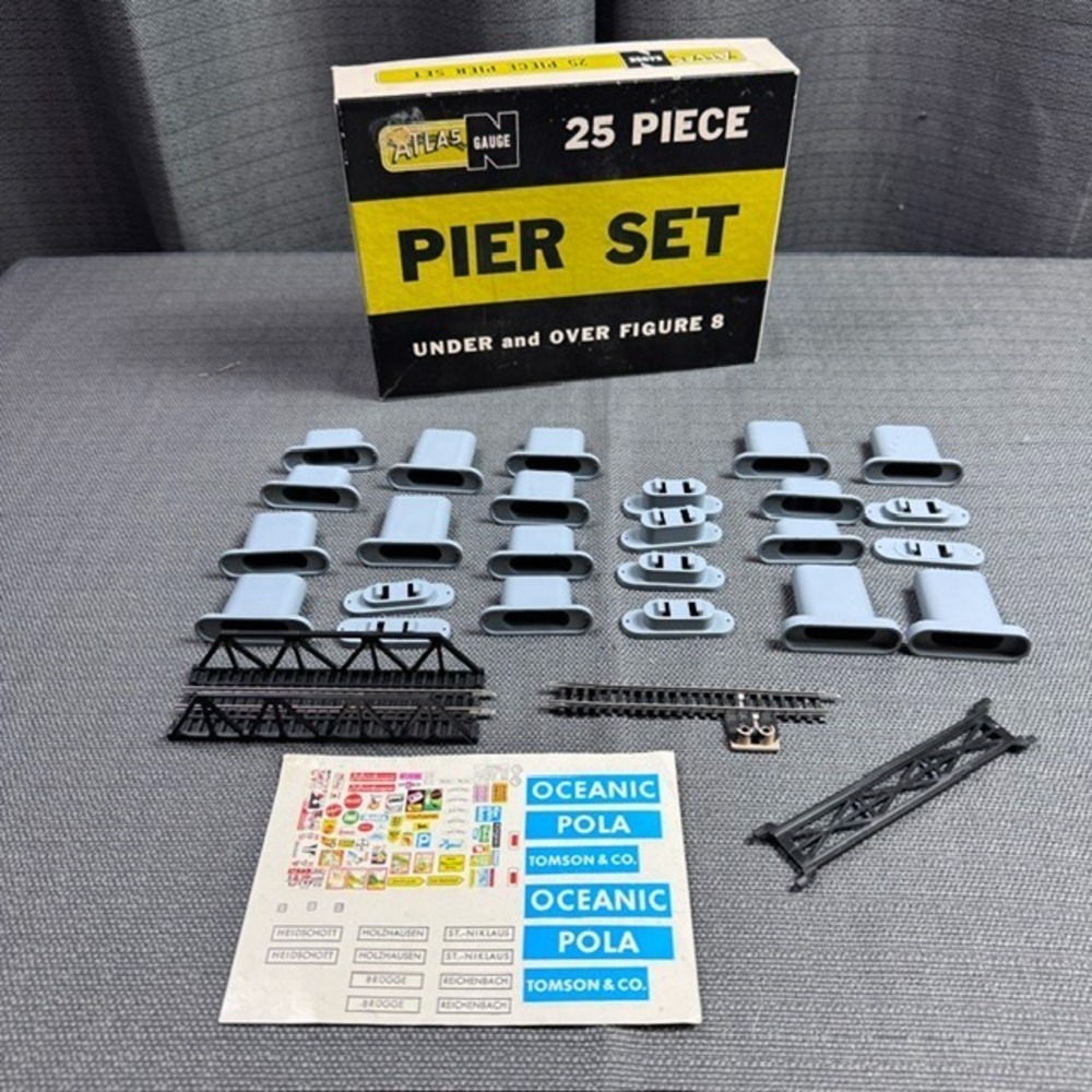 N Scale Atlas 25 piece Pier Set NOS #2541 with bridge, decals